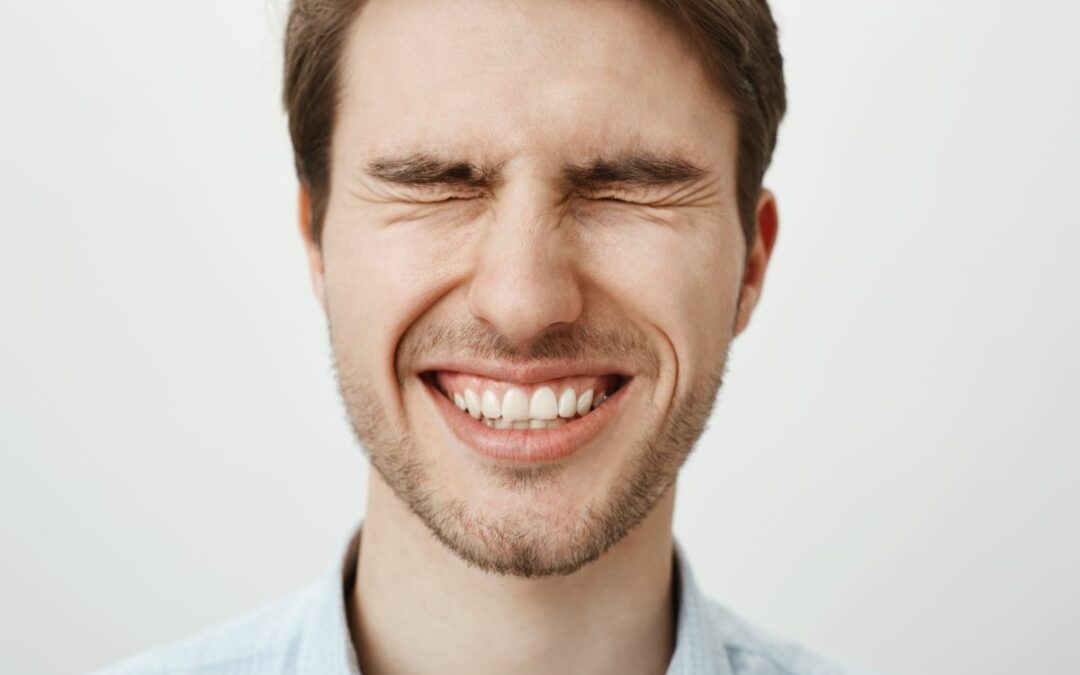 Dents Trop Serrées Que Faire ? Solutions Experts | France Dental