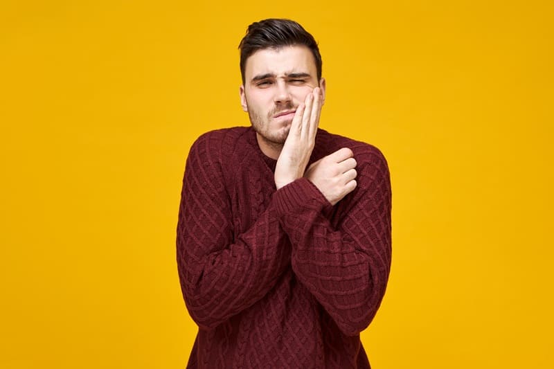 Dent fragile : que faire ? Causes et Solutions Efficaces – Guide 2025